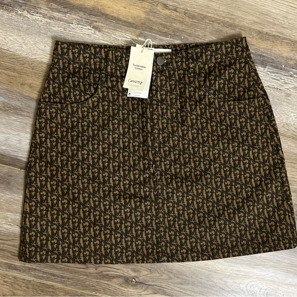 ⚪️ NWT MANGO logo print mini skirt Medium - Picture 4 of 8